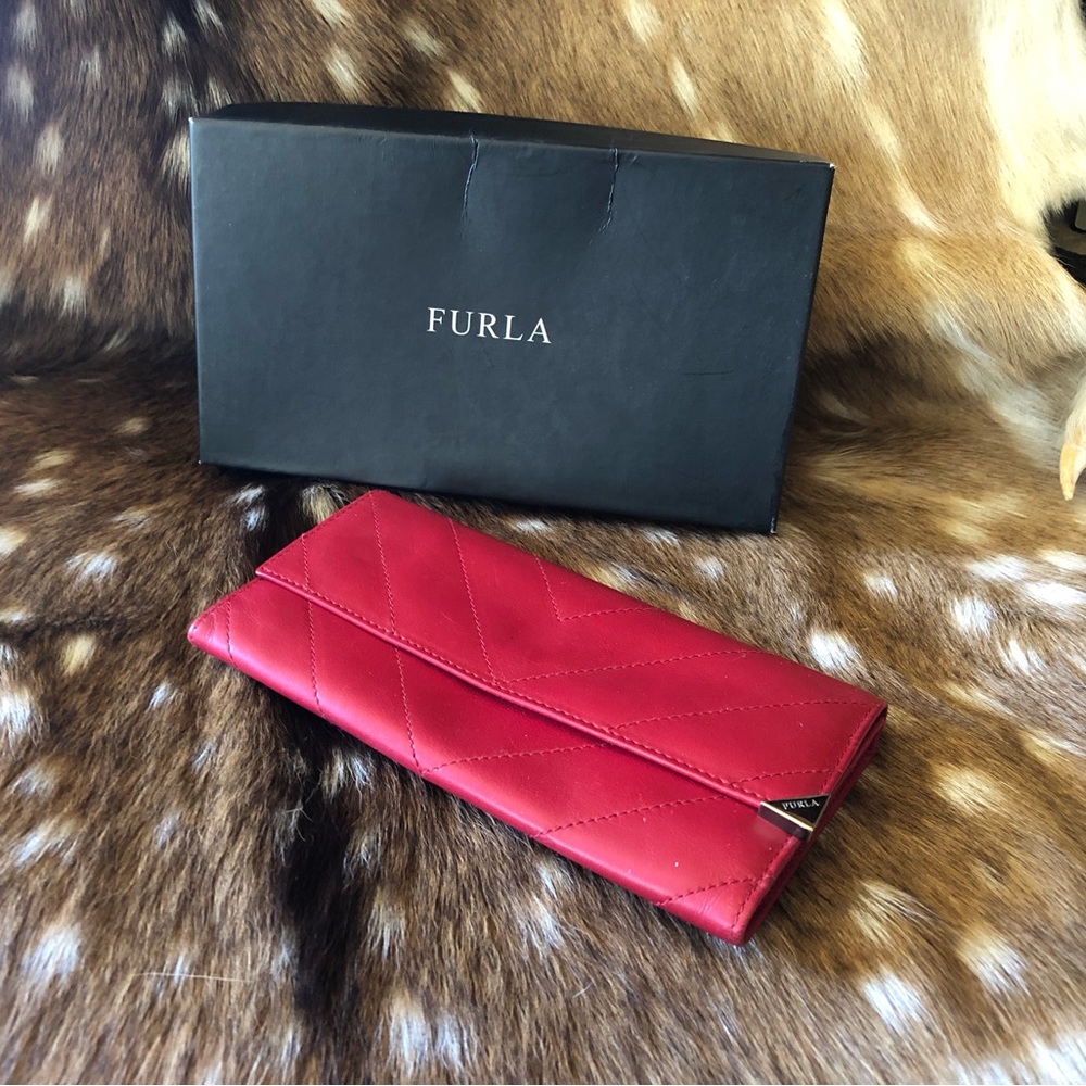 Furla continental wallet in red leather